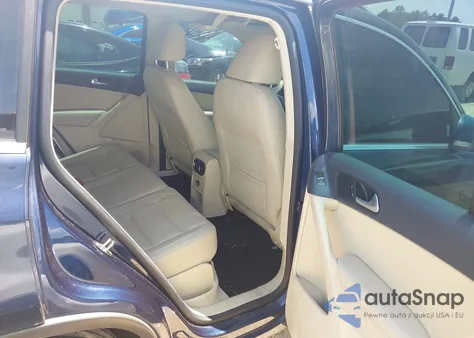 2012 Volkswagen Tiguan Se z USA, uszkodzony, nr VIN WVGAV7AX7CW534703